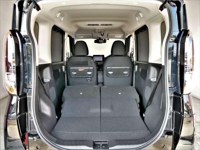 さらにフルフラット時はレジャー用品等の大きな荷物にも対応☆