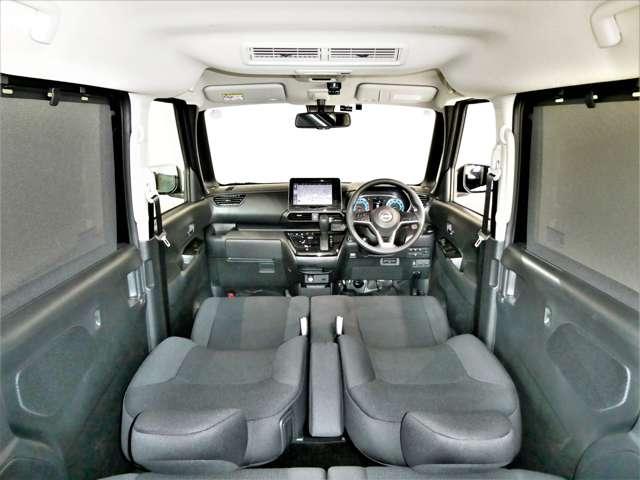 全面にＵＶカットガラスを標準装備☆なかでもフロントドアには紫外線を９９％カットするスーパーＵＶカットガラスを採用☆サイドからのＵＶ対策を強化しています☆