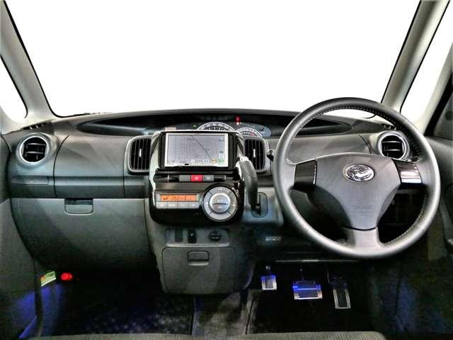 タント ６６０　カスタム　Ｘ　リミテッド　メモリーナビ　ワンセグＴＶ　スマートキー付　助手席側電動スライドドア　盗難警報装置　キーレス付き　ＥＴＣ付き　ＴＶナビ　ＷエアＢ　アルミ　ＰＷ　ＡＣ　ＰＳ　運転席エアバッグ　ワンセグ　メモリーナビ　ＡＢＳ（4枚目）