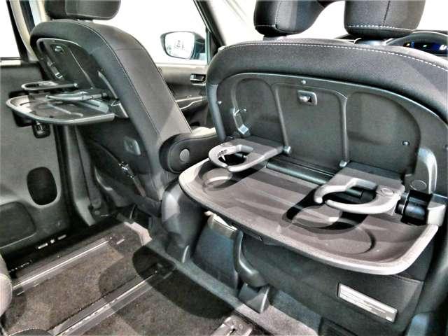 セレナ ｅ－ＰＯＷＥＲ　ハイウェイスターＶ　大画面ナビ　後席モニター　エマジェンシーブレーキ　１オナ　スマキー　バックカメラ　ＬＥＤ　レーンアシスト　ＥＴＣ　ドラレコ　Ａストップ　イモビ　フルオートエアコン　アルミホイール　エアバック　メモリーナビ　キーフリー　ナビＴＶ（11枚目）