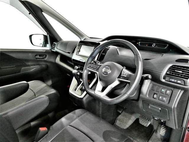 セレナ 2.0 ハイウェイスター Vセレクション メモリーナビ アラウンドM ワンオーナー 全周カメラ I-STOP サイドカメラ 両側ASD Aクルーズ ワンオ-ナ-車 車線逸脱 LEDヘッドライト バックカメラ パーキングアシスト ETC TVナビ ドライブレコーダー キーレス アルミ(5枚目)