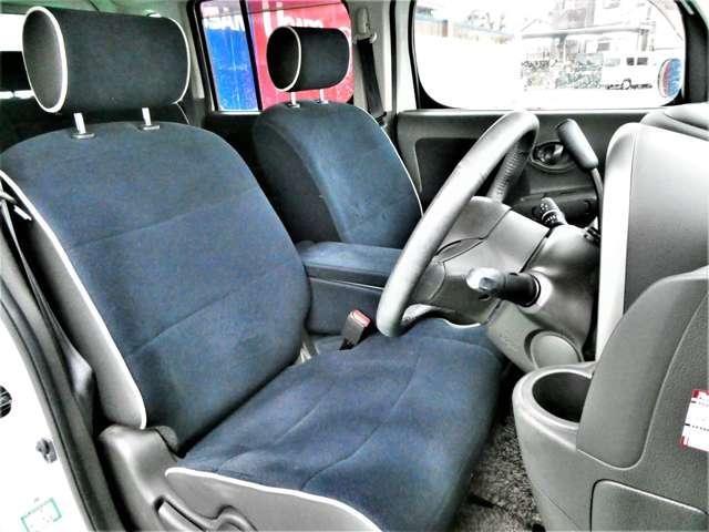 キューブ １５Ｘ　インディゴ　＋プラズマ　メモリーナビ　バックカメラ　ＷＳＲＳ　スマキー　盗難防止システム　フルオートエアコン　パワーステアリング　バックモニター　パワーウィンドウ　ＥＴＣ　ＡＢＳ　キーレスキー　フルセグＴＶ　メモリーナビ　運転席エアバッグ　ワンオーナー（6枚目）