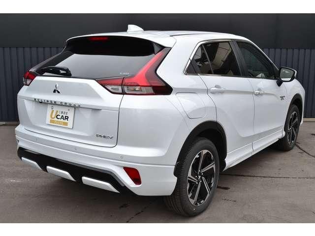 三菱 エクリプスクロスPHEV P スマホ連携ナビ・全方位