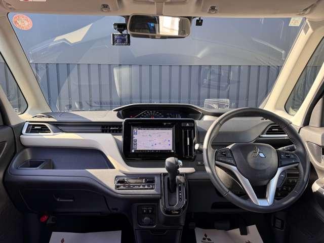 デリカＤ：２ ハイブリッドＭＺ　８型ナビゲーション　ドラレコ　ＥＴＣ・リヤビューカメラ　三菱ｅアシスト　衝突被害軽減ブレーキ　車線逸脱警報装置　踏み間違い防止装置（5枚目）