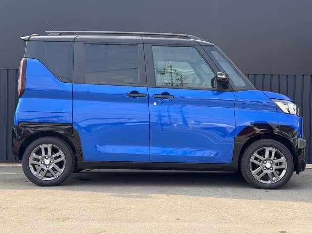 デリカミニ Ｔ　プレミアム　三菱ｅ－アシスト・マイパイロット・高速道路同一車線運転支援機構・車線維持支援機能・レーダークルーズコントロール・マルチアラウンド機能付きデジタルルームミラー・両側ハンズフリーオートスライドドア（7枚目）