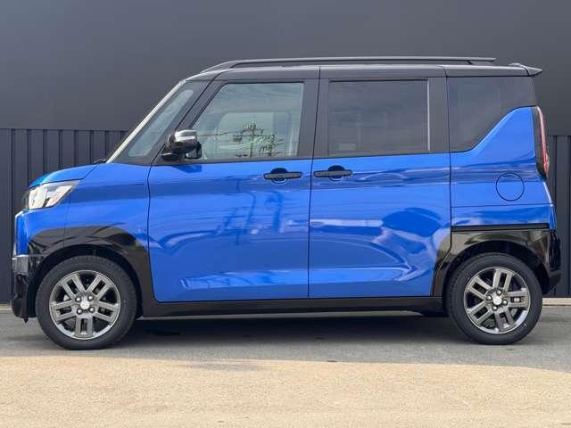 デリカミニ Ｔ　プレミアム　三菱ｅ－アシスト・マイパイロット・高速道路同一車線運転支援機構・車線維持支援機能・レーダークルーズコントロール・マルチアラウンド機能付きデジタルルームミラー・両側ハンズフリーオートスライドドア（11枚目）