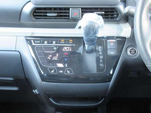 デリカミニ Ｔ　プレミアム　マルチアラウンドビューモニター・マイパイロット・電動パーキング・デジタルルームミラー・ハンドルヒーター・ルーフレール・純正アルミホイール・両側電動スライドドア・２ＷＤターボ・シートヒーター（13枚目）