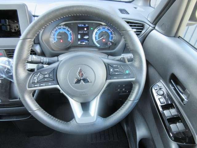 デリカミニ Ｔ　プレミアム　マルチアラウンドビューモニター・マイパイロット・電動パーキング・デジタルルームミラー・ハンドルヒーター・ルーフレール・純正アルミホイール・両側電動スライドドア・２ＷＤターボ・シートヒーター（15枚目）