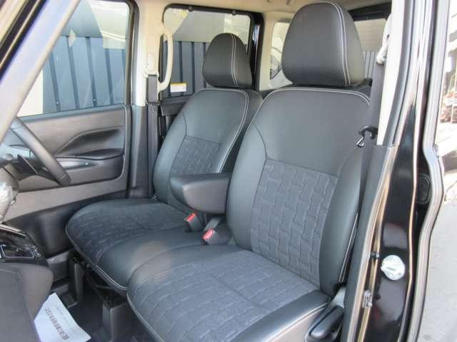 デリカミニ Ｔ　プレミアム　マルチアラウンドビューモニター・マイパイロット・電動パーキング・デジタルルームミラー・ハンドルヒーター・ルーフレール・純正アルミホイール・両側電動スライドドア・２ＷＤターボ・シートヒーター（19枚目）