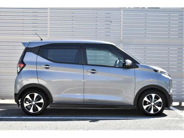 ｅＫクロス Ｔ　ドライブレコーダー　シーシートヒーター　前後ソナー　前席シートヒーター　インテリキー　ターボ　盗難防止装置　ベンチシート　ＡＢＳ　カーテンエアバック　オートエアコン　横滑り防止装置　キーフリー　アルミ（2枚目）