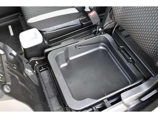 ハスラー ハイブリッドＸターボ　メモリーナビ　前後ドラレコ　ＥＴＣ付き　クリソナ　フルタイム４ＷＤ　前席シートヒーター　ＬＥＤヘッドライト　クルーズコントロール　ＤＶＤ　ターボ車　ナビＴＶ　フルオートエアコン　キーフリー　パワステ（13枚目）
