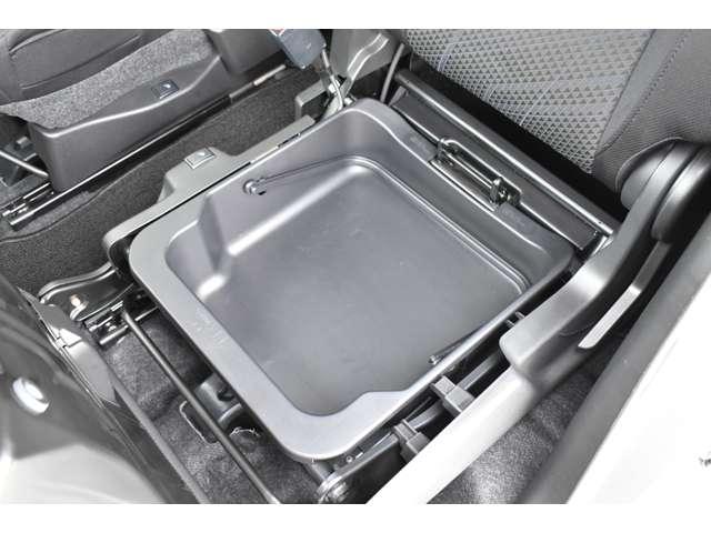 デリカD:2 カスタムハイブリッドSV 全方位カメラパッケージ ナビ ドラレコ ETC シートヒーター 両側電動スライドドア LEDヘッドランプ 衝突被害軽減システム 360°モニター ナビTV ETC シートヒーター DVD バックカメラ メモリーナビ(14枚目)