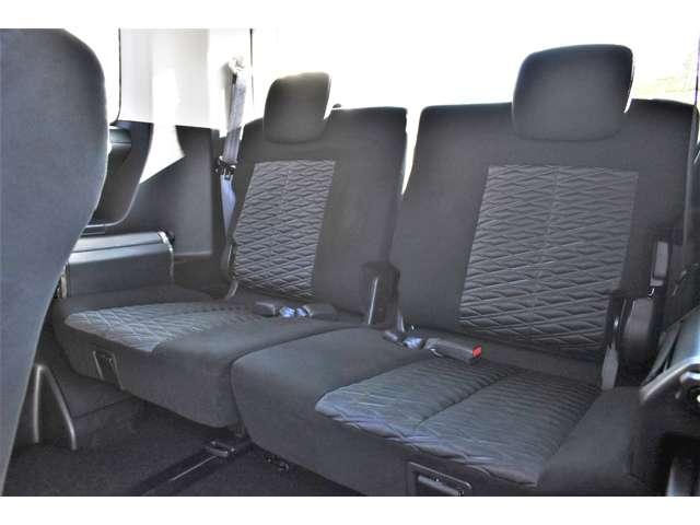 デリカD:5 P ナビ 電動サイドステップ シートヒーター Bモニター 地デジ LEDヘッドランプ DVD再生 ナビTV シートヒーター ETC 4WD 電動シ-ト 寒冷地仕様 メモリナビ ABS 3列 オートエアコン(15枚目)