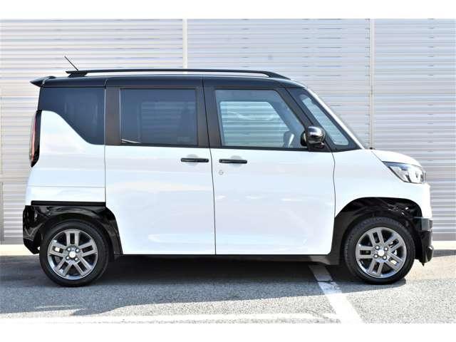 デリカミニ Ｔ　プレミアム　ナビ　電動両側スライドドア　ＭＩ‐ＰＩＬＯＴ　フルセグＴＶ　ＬＥＤランプ　クルコン　キーレスエントリー　ＡＢＳ　エアバッグ　パワステ　ベンチシート　オートエアコン　ターボ車　フロントカメラ　ナビＴＶ（2枚目）