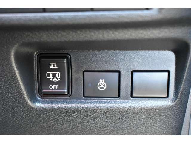 デリカミニ Ｔ　プレミアム　リミテッドエディション　９型メモリーナビ　ＭＩ－ＰＩＬＯＴ　ＥＴＣ２．０　（12枚目）