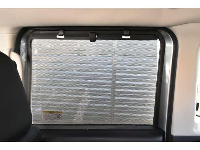 デリカミニ Ｔ　プレミアム　リミテッドエディション　９型メモリーナビ　ＭＩ－ＰＩＬＯＴ　ＥＴＣ２．０　（16枚目）