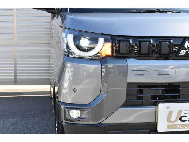 デリカミニ Ｔ　プレミアム　リミテッドエディション　９型メモリーナビ　ＭＩ－ＰＩＬＯＴ　ＥＴＣ２．０　（18枚目）