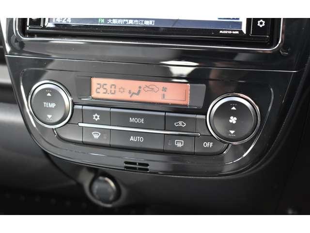 ミラージュ Ｍ　ナビ　シートヒーター　ＥＴＣ　バックカメラ　横滑り防止　フルセグテレビ　ＤＶＤ再生　ＥＴＣ　ＡＢＳ　アイドリングストップ　盗難防止装置　エアコン　アルミホイール　パワーウインドウ　助手席エアバッグ（9枚目）