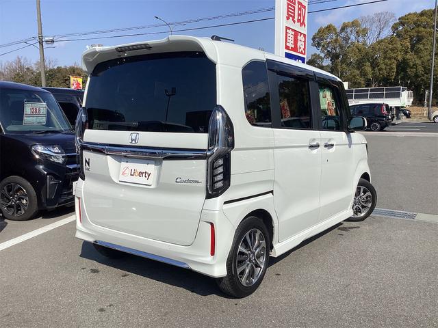 ホンダ N-BOXカスタム 15枚目