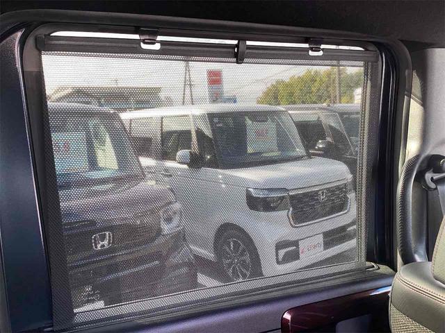 Ｎ－ＢＯＸカスタム Ｌ　ＥＴＣ　バックカメラ　両側電動スライドドア　ナビ　ＴＶ　クリアランスソナー　オートクルーズコントロール　レーンアシスト　オートライト　電動格納ミラー　ベンチシート　後席モニター（36枚目）