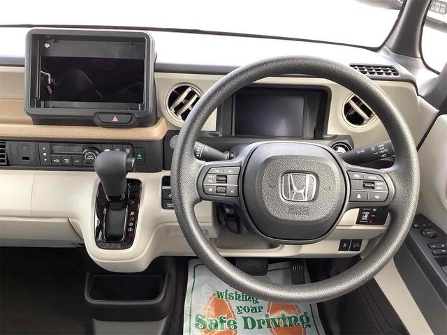 N-BOX ベースグレード バックカメラ 両側スライド・片側電動 クリアランスソナー オートクルーズコントロール レーンアシスト オートライト スマートキー アイドリングストップ 電動格納ミラー シートヒーター ベンチシート(6枚目)