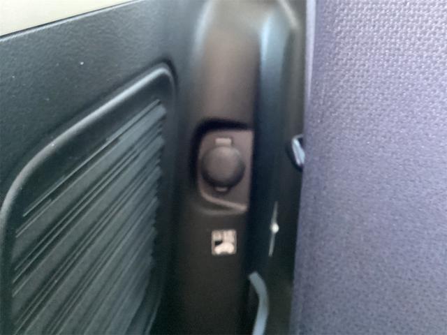 スペーシアカスタム ハイブリッドGS ETC 両側スライド・片側電動 クリアランスソナー オートクルーズコントロール レーンアシスト 衝突被害軽減システム オートライト スマートキー アイドリングストップ 電動格納ミラー シートヒーター(36枚目)