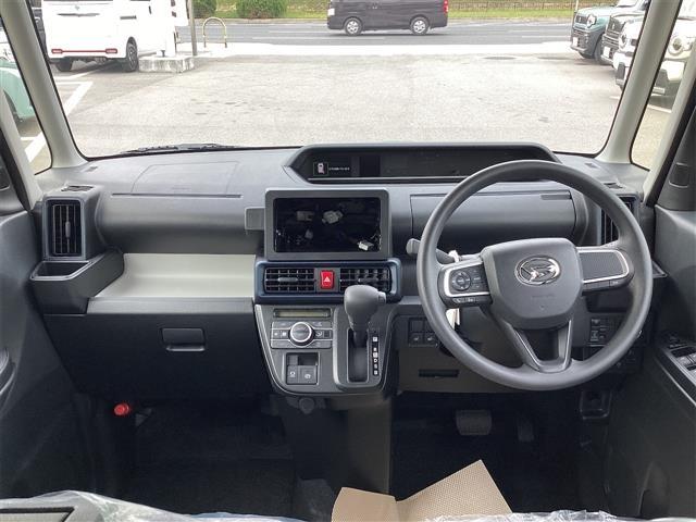 タント Ｘ　バックカメラ　両側スライド・片側電動　クリアランスソナー　衝突被害軽減システム　オートライト　ＬＥＤヘッドランプ　スマートキー　アイドリングストップ　電動格納ミラー　シートヒーター　ベンチシート（6枚目）