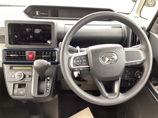 タント Ｘ　バックカメラ　両側スライド・片側電動　クリアランスソナー　衝突被害軽減システム　オートライト　ＬＥＤヘッドランプ　スマートキー　アイドリングストップ　電動格納ミラー　シートヒーター　ベンチシート（7枚目）