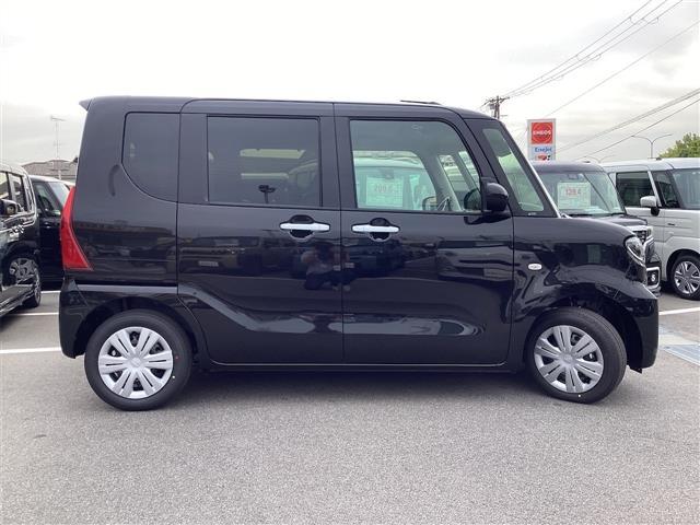 タント Ｘ　バックカメラ　両側スライド・片側電動　クリアランスソナー　衝突被害軽減システム　オートライト　ＬＥＤヘッドランプ　スマートキー　アイドリングストップ　電動格納ミラー　シートヒーター　ベンチシート（16枚目）