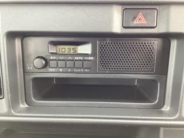 ハイゼットカーゴ スペシャル　ＡＴ　両側スライドドア　アイドリングストップ　ＡＢＳ　マニュアルエアコン　パワーステアリング　運転席エアバッグ　助手席エアバッグ（7枚目）