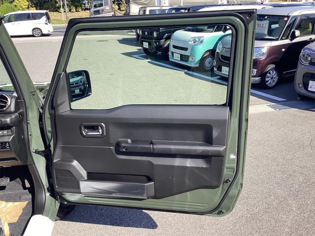 ジムニー XC 4WD クリアランスソナー オートクルーズコントロール レーンアシスト 衝突被害軽減システム オートライト ヘッドライトウォッシャー スマートキー アイドリングストップ 電動格納ミラー シートヒーター(32枚目)