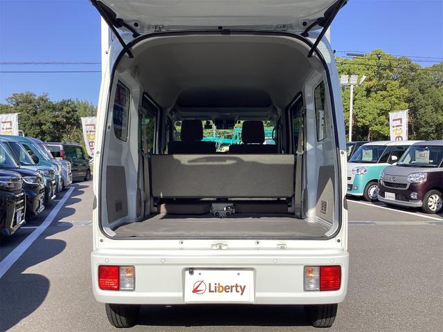 エブリイ PC AT 衝突被害軽減システム クリアランスソナー レーンアシスト ETC ナビ バックカメラ 両側スライドドア アイドリングストップ 電動格納ミラー オートライト ESC(21枚目)