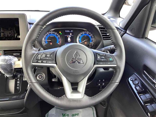 デリカミニ T プレミアム 全周囲カメラ 両側電動スライドドア クリアランスソナー オートクルーズコントロール オートライト スマートキー アイドリングストップ 電動格納ミラー シートヒーター ベンチシート CVT ルーフレール(27枚目)