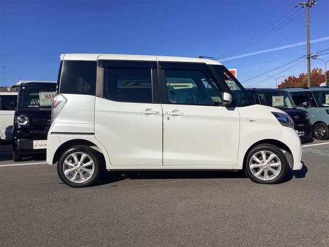 デイズルークス Ｘ　Ｖセレクション　純正ナビ　全周囲カメラ　両側電動スライドドア　ＴＶ　クリアランスソナー　衝突被害軽減システム　スマートキー　アイドリングストップ　電動格納ミラー　ＣＶＴ　ＥＳＣ　ＣＤ　ＤＶＤ再生（10枚目）