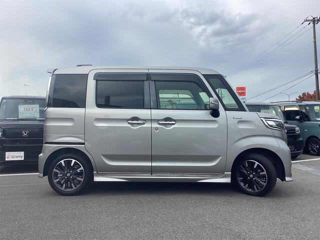 スペーシアカスタム ハイブリッドＸＳターボ　ＥＴＣ　両側電動スライドドア　ナビ　ＴＶ　クリアランスソナー　オートクルーズコントロール　レーンアシスト　衝突被害軽減システム　オートライト　スマートキー　アイドリングストップ　電動格納ミラー（19枚目）