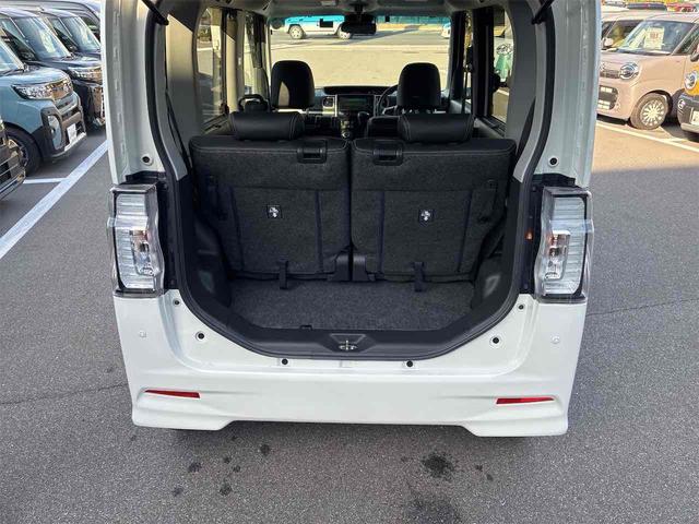 タント カスタムＸ　トップエディションＶＳ　ＳＡＩＩＩ　ナビ　ＴＶ　ＥＴＣ　全周囲カメラ　両側電動スライドドア　純正アルミホイール　衝突被害軽減システム　オートマチックハイビーム　オートライト　ＬＥＤヘッドランプ　スマートキー（32枚目）