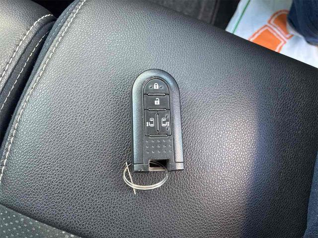 タント カスタムＸ　トップエディションＶＳ　ＳＡＩＩＩ　ナビ　ＴＶ　ＥＴＣ　全周囲カメラ　両側電動スライドドア　純正アルミホイール　衝突被害軽減システム　オートマチックハイビーム　オートライト　ＬＥＤヘッドランプ　スマートキー（33枚目）