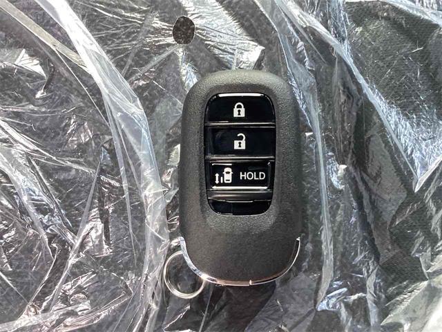 Ｎ－ＢＯＸカスタム ベースグレード　バックカメラ　両側スライド・片側電動　クリアランスソナー　オートライト　スマートキー　アイドリングストップ　電動格納ミラー　シートヒーター　ＣＶＴ　ＥＳＣ　チップアップシート　アルミホイール　エアコン（36枚目）