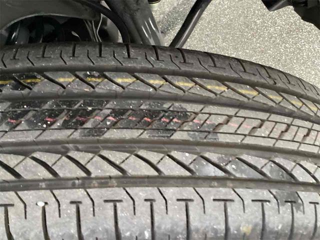 ジムニー ＸＣ　４ＷＤ　クリアランスソナー　オートクルーズコントロール　レーンアシスト　衝突被害軽減システム　オートライト　ヘッドライトウォッシャー　スマートキー　アイドリングストップ　電動格納ミラー　シートヒーター（16枚目）