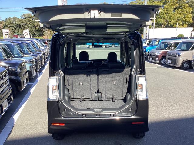 タント カスタムＲＳ　トップエディションＳＡ　ＥＴＣ　バックカメラ　両側電動スライドドア　ナビ　ＴＶ　衝突被害軽減システム　スマートキー　アイドリングストップ　電動格納ミラー　ベンチシート　ターボ　ＣＶＴ　ＡＢＳ　ＥＳＣ（20枚目）