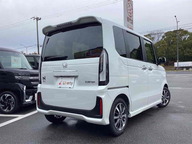 Ｎ－ＢＯＸカスタム ベースグレード　バックカメラ　両側スライド・片側電動　クリアランスソナー　オートクルーズコントロール　レーンアシスト　オートライト　スマートキー　アイドリングストップ　電動格納ミラー　シートヒーター　ＣＶＴ　ＥＳＣ（9枚目）