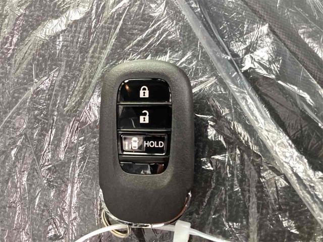 Ｎ－ＢＯＸカスタム ベースグレード　バックカメラ　両側スライド・片側電動　クリアランスソナー　オートクルーズコントロール　レーンアシスト　オートライト　スマートキー　アイドリングストップ　電動格納ミラー　シートヒーター　ＣＶＴ　ＥＳＣ（30枚目）