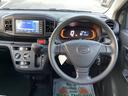 運転者にとっては日々使用することとなる運転席です。運転席が快適だと運転に集中することができますね。