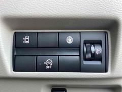 �إ����ɥ�󥰥��ȥåס٥���ޤ���֤���ȼ�ưŪ�˥��󥸥����ߤ���̵�̤�ǳ��������ӽХ������ޤ��ޤ������᤯���󥸥��ƻ�ư������ʤɡ��ɥ饤�С��δ��Фȥ���Τʤ�������������ܻؤ��Ƥ��ޤ��� 6