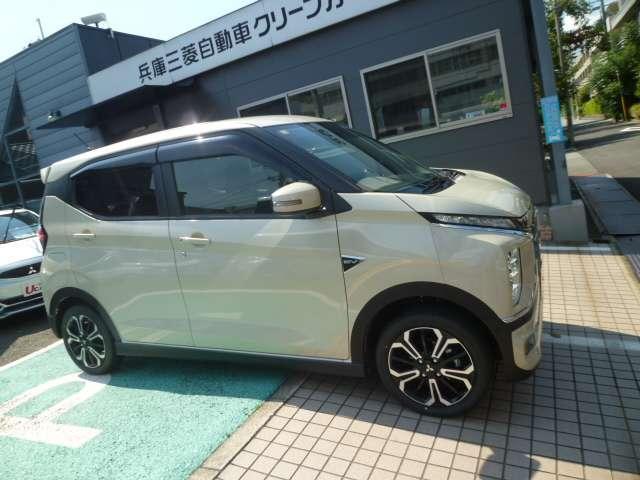 ｅＫクロス ＥＶ Ｐ　純正スマホ連携メモリーナビ　ビルトインＥＴＣ２．０　ドライブレコーダー　運転席、助手席シートヒーター　コントロールボックス付充電ケーブル５．０ｍ（6枚目）