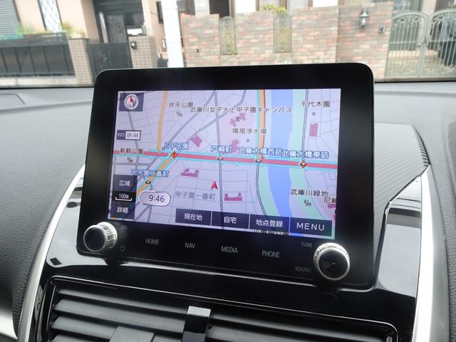 エクリプスクロスＰＨＥＶ Ｐ　パノラマサンルーフ　本革シート　ＭＩ－ＰＩＬＯＴ　スマホ連携ナビ　ＥＴＣ　運転席助手席・後席シートヒーター　マルチアラウンドモニター　純正アルミホイール　ＡＣ１５００Ｗ　後側方車両検知システム（28枚目）