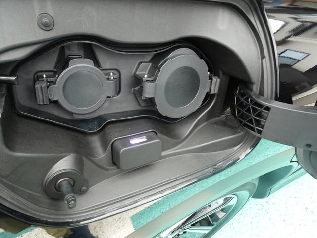 エクリプスクロスＰＨＥＶ Ｐ　パノラマサンルーフ　本革シート　ＭＩ－ＰＩＬＯＴ　スマホ連携ナビ　ＥＴＣ　運転席助手席・後席シートヒーター　マルチアラウンドモニター　純正アルミホイール　ＡＣ１５００Ｗ　後側方車両検知システム（46枚目）