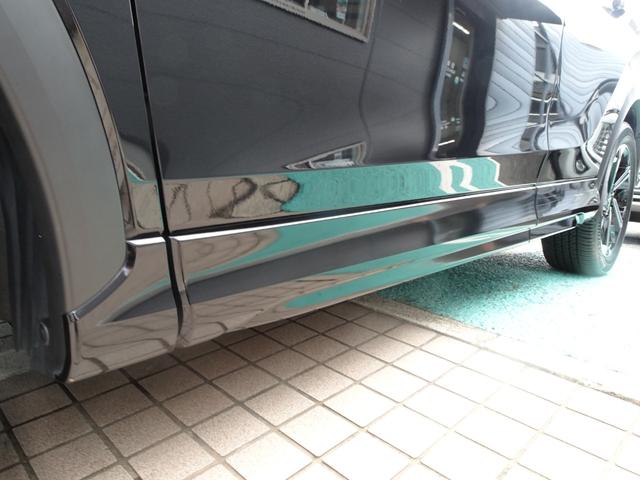 エクリプスクロスＰＨＥＶ Ｐ　パノラマサンルーフ　本革シート　ＭＩ－ＰＩＬＯＴ　スマホ連携ナビ　ＥＴＣ　運転席助手席・後席シートヒーター　マルチアラウンドモニター　純正アルミホイール　ＡＣ１５００Ｗ　後側方車両検知システム（60枚目）