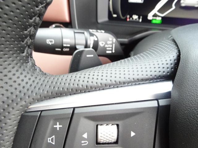 アウトランダーＰＨＥＶ Ｐエグゼクティブパッケージ　電動パノラマサンルーフ　前後ドラレコ　ＥＴＣ　１２．３インチナビディスプレイ　マルチアラウンドモニター　ＹＡＭＡＨＡサウンドシステム　セミアニリンレザーシート　ＡＣ１５００Ｗ　電動テールゲート（33枚目）