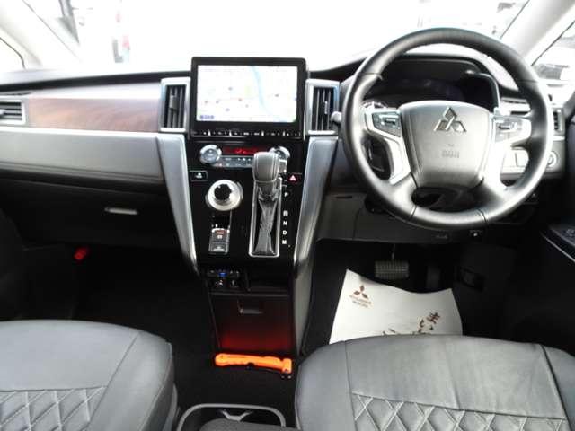 デリカD:5 P クラリオン製10.1型ナビ 全方位カメラ ETC ドライブレコーダー 電動サイドステップレス 運転席助手席シートヒーター 電動テールゲート 両側電動スライドドア レンタカーアップ(13枚目)